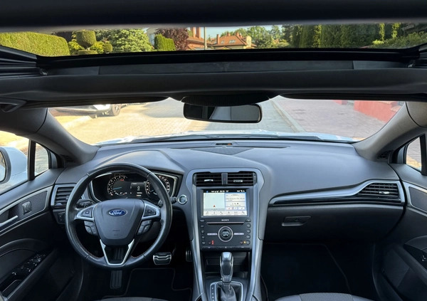 Ford Mondeo cena 68900 przebieg: 179000, rok produkcji 2018 z Elbląg małe 781